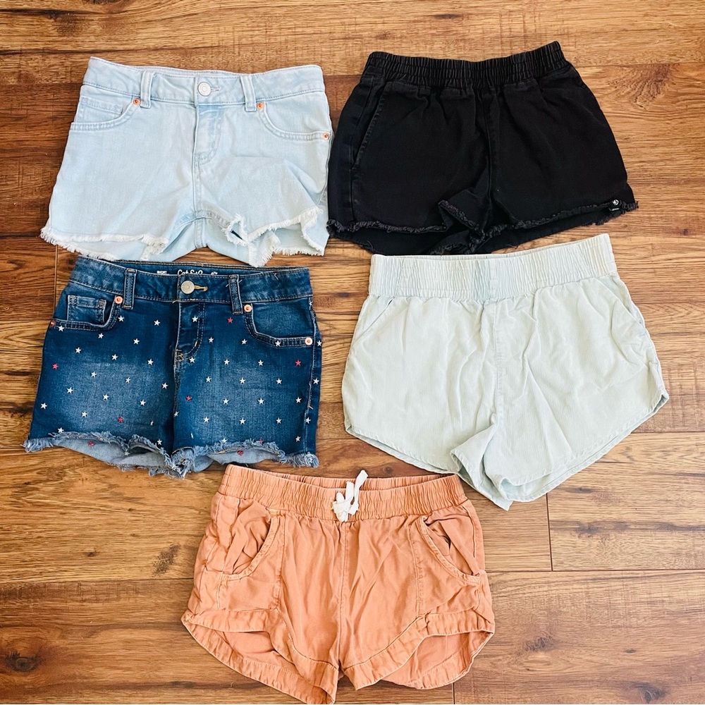 5 pairs of girls shorts size 7/8